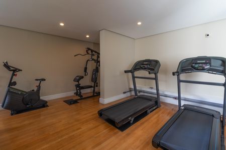 Apartamento para alugar com 92m², 2 quartos e 2 vagas Apartamento para alugar com 92m², 2 quartos e 2 vagasÁrea comum - Academia