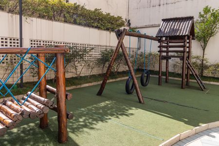 Apartamento para alugar com 92m², 2 quartos e 2 vagas Apartamento para alugar com 92m², 2 quartos e 2 vagasÁrea comum - Playground