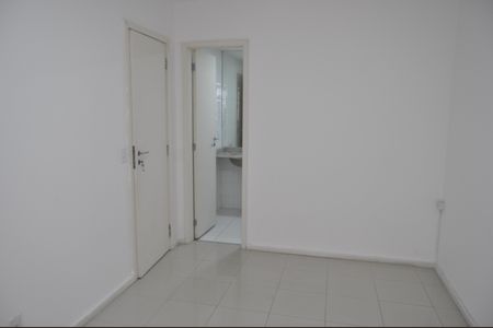 Apartamento para alugar com 67m², 2 quartos e 1 vagaSuíte