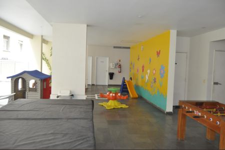 Apartamento para alugar com 67m², 2 quartos e 1 vagaÁrea comum