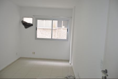 Apartamento para alugar com 67m², 2 quartos e 1 vagaSuíte