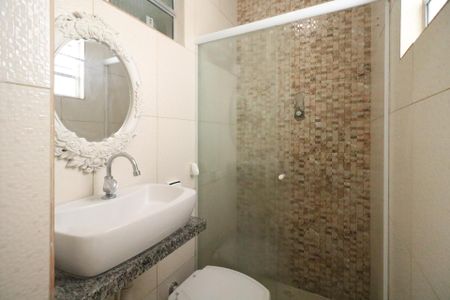 Casa à venda com 112m², 2 quartos e 1 vaga Casa à venda com 112m², 2 quartos e 1 vagaBanheiro da Suíte