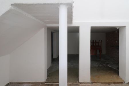 Casa à venda com 112m², 2 quartos e 1 vaga Casa à venda com 112m², 2 quartos e 1 vagaQuintal - Churrasqueira - Area de Serviço