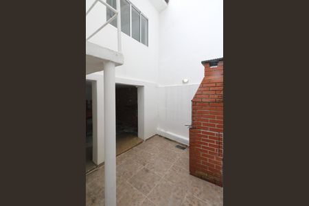 Casa à venda com 112m², 2 quartos e 1 vaga Casa à venda com 112m², 2 quartos e 1 vagaQuintal - Churrasqueira - Area de Serviço