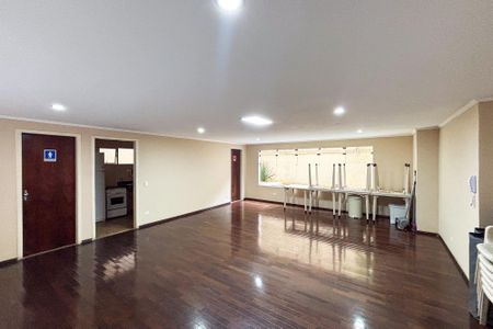 Apartamento para alugar com 130m², 4 quartos e 2 vagasÁrea comum - Salão de festas
