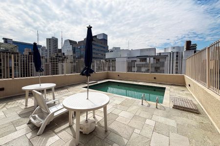 Apartamento para alugar com 130m², 4 quartos e 2 vagasÁrea comum - Piscina