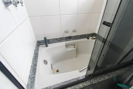 Apartamento à venda com 138m², 3 quartos e 3 vagasBanheiro da Suíte