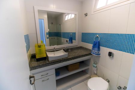 Casa de condomínio à venda com 480m², 5 quartos e 2 vagasBanheiro da Suíte 3