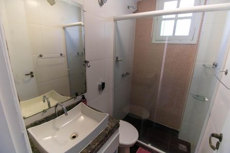 Casa de condomínio à venda com 480m², 5 quartos e 2 vagasBanheiro da Suíte 2