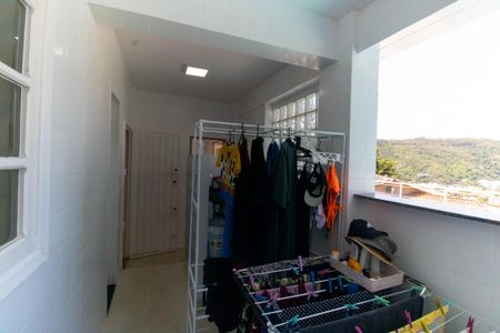 Casa de condomínio à venda com 480m², 5 quartos e 2 vagasÁrea de Serviço