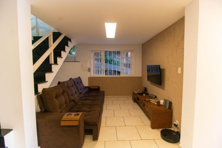 Casa de condomínio à venda com 480m², 5 quartos e 2 vagasHall