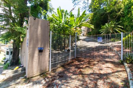 Casa de condomínio à venda com 480m², 5 quartos e 2 vagasPlaquinha 