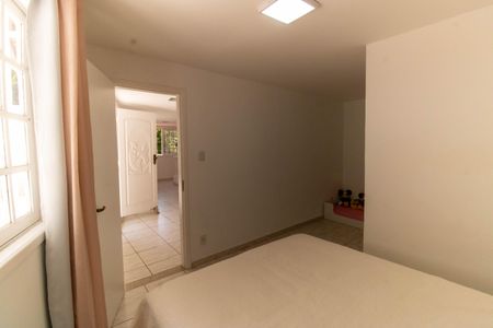 Casa de condomínio à venda com 480m², 5 quartos e 2 vagasSuíte 1