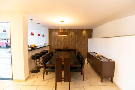 Casa de condomínio à venda com 480m², 5 quartos e 2 vagasCozinha