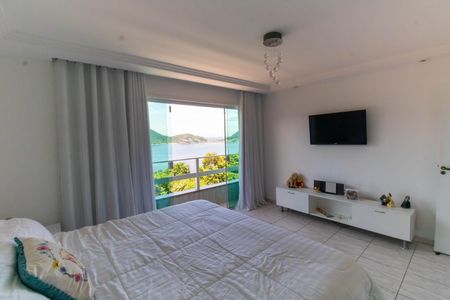 Casa de condomínio à venda com 480m², 5 quartos e 2 vagasSuíte 4