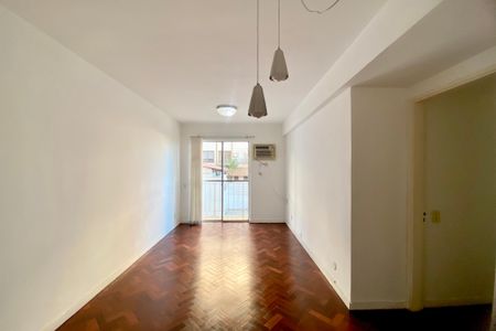 Sala  de apartamento para alugar com 2 quartos, 70m² em Jardim Botânico, Rio de Janeiro