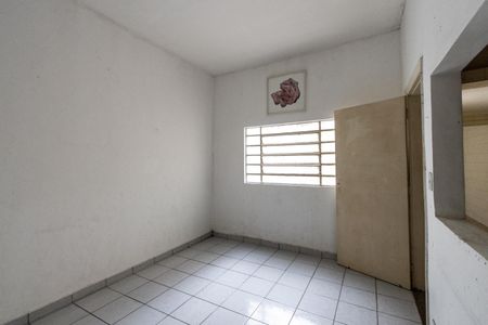 Casa à venda com 120m², 4 quartos e 2 vagasQuarto de Serviço