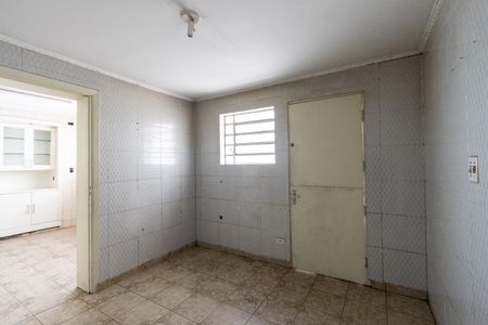 Casa à venda com 120m², 4 quartos e 2 vagasCopa