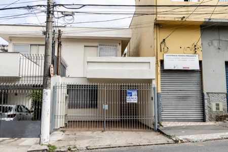 Casa à venda com 120m², 4 quartos e 2 vagasFachada