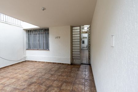 Casa à venda com 120m², 4 quartos e 2 vagasGaragem