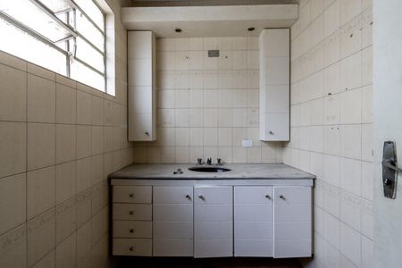 Casa à venda com 120m², 4 quartos e 2 vagasBanheiro Social