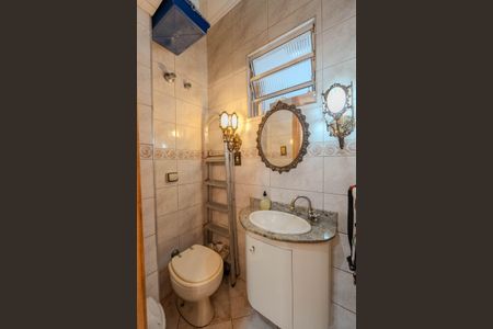 Apartamento à venda com 112m², 2 quartos e sem vagaLavabo