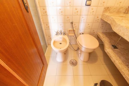 Apartamento para alugar com 100m², 3 quartos e 2 vagas Apartamento para alugar com 100m², 3 quartos e 2 vagasBanheiro da Suíte