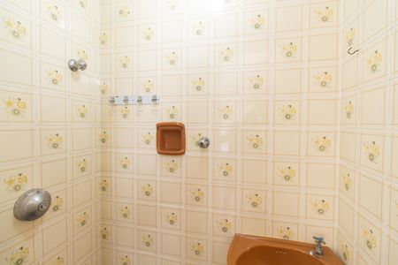 Apartamento para alugar com 100m², 3 quartos e 2 vagas Apartamento para alugar com 100m², 3 quartos e 2 vagasBanheiro de Serviço