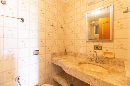 Apartamento para alugar com 100m², 3 quartos e 2 vagas Apartamento para alugar com 100m², 3 quartos e 2 vagasBanheiro da Suíte