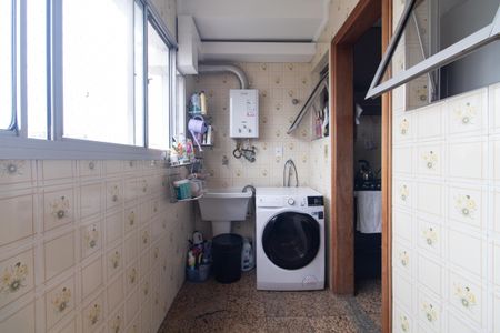 Apartamento para alugar com 100m², 3 quartos e 2 vagas Apartamento para alugar com 100m², 3 quartos e 2 vagasÁrea de Serviço