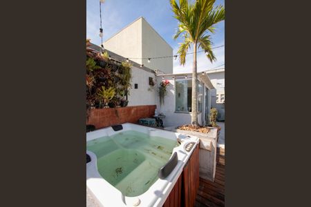 Apartamento à venda com 153m², 2 quartos e 5 vagasÁrea Gourmet