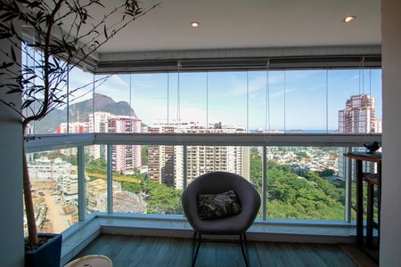 Sacada de apartamento à venda com 2 quartos, 153m² em Barra da Tijuca, Rio de Janeiro