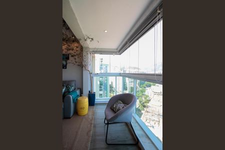 Apartamento à venda com 153m², 2 quartos e 5 vagasSacada