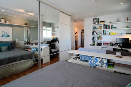 Apartamento à venda com 153m², 2 quartos e 5 vagasSuíte 1