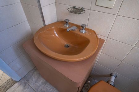 Banheiro de apartamento para alugar com 2 quartos, 65m² em Pinheiros, São Paulo