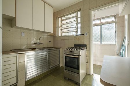 Cozinha de apartamento para alugar com 2 quartos, 65m² em Pinheiros, São Paulo