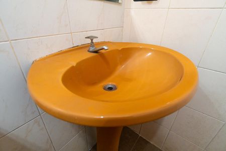 Casa para alugar com 40m², 1 quarto e 1 vaga Casa para alugar com 40m², 1 quarto e 1 vagaBanheiro social