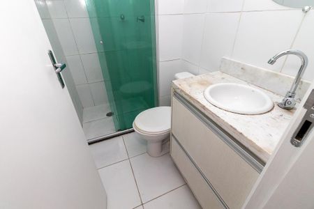 Apartamento para alugar com 44m², 2 quartos e sem vaga Apartamento para alugar com 44m², 2 quartos e sem vagaBanheiro