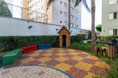 Apartamento para alugar com 44m², 2 quartos e sem vaga Apartamento para alugar com 44m², 2 quartos e sem vagaÁrea comum - Playground