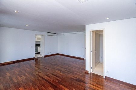 Sala de apartamento para alugar com 3 quartos, 134m² em Aclimação, São Paulo