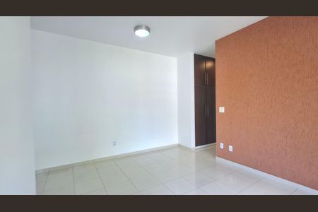 Sala de apartamento para alugar com 1 quarto, 50m² em Cambuí, Campinas