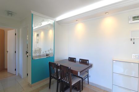 Sala de apartamento para alugar com 2 quartos, 57m² em Jardim Prudência, São Paulo