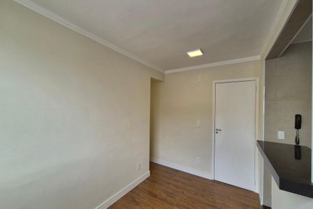 Sala de apartamento à venda com 2 quartos, 46m² em Jardim do Trevo, Campinas