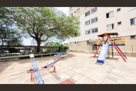 Apartamento à venda com 60m², 2 quartos e 1 vagaÁrea comum - Playground