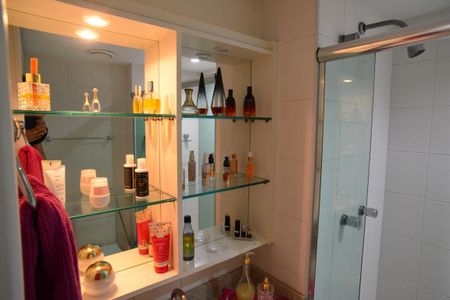 Apartamento à venda com 201m², 2 quartos e 3 vagasBanheiro Social