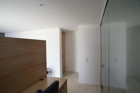 Apartamento à venda com 201m², 2 quartos e 3 vagasEscritório