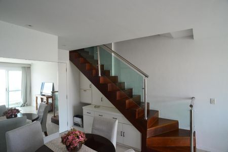 Apartamento à venda com 201m², 2 quartos e 3 vagasSala