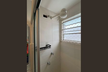 Apartamento para alugar com 57m², 2 quartos e 1 vaga Apartamento para alugar com 57m², 2 quartos e 1 vagaBanheiro da Suíte