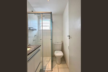 Apartamento para alugar com 57m², 2 quartos e 1 vaga Apartamento para alugar com 57m², 2 quartos e 1 vagaBanheiro da Suíte