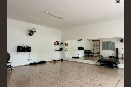 Apartamento para alugar com 57m², 2 quartos e 1 vaga Apartamento para alugar com 57m², 2 quartos e 1 vagaÁrea comum - Academia